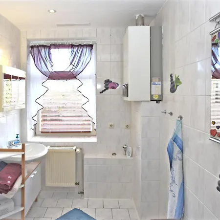Spacious In Harz Near Apartman *
